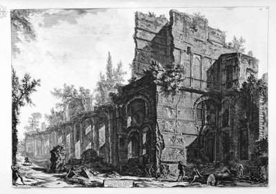Ruinen einer der Unterkünfte der Soldaten bei einem der bedeutenden Gebäude von Hadrian in seiner Villa in Tivoli von Giovanni Battista Piranesi